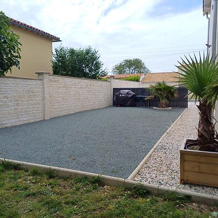 Le Bel Horizon Apartment Bessines Bagian luar foto