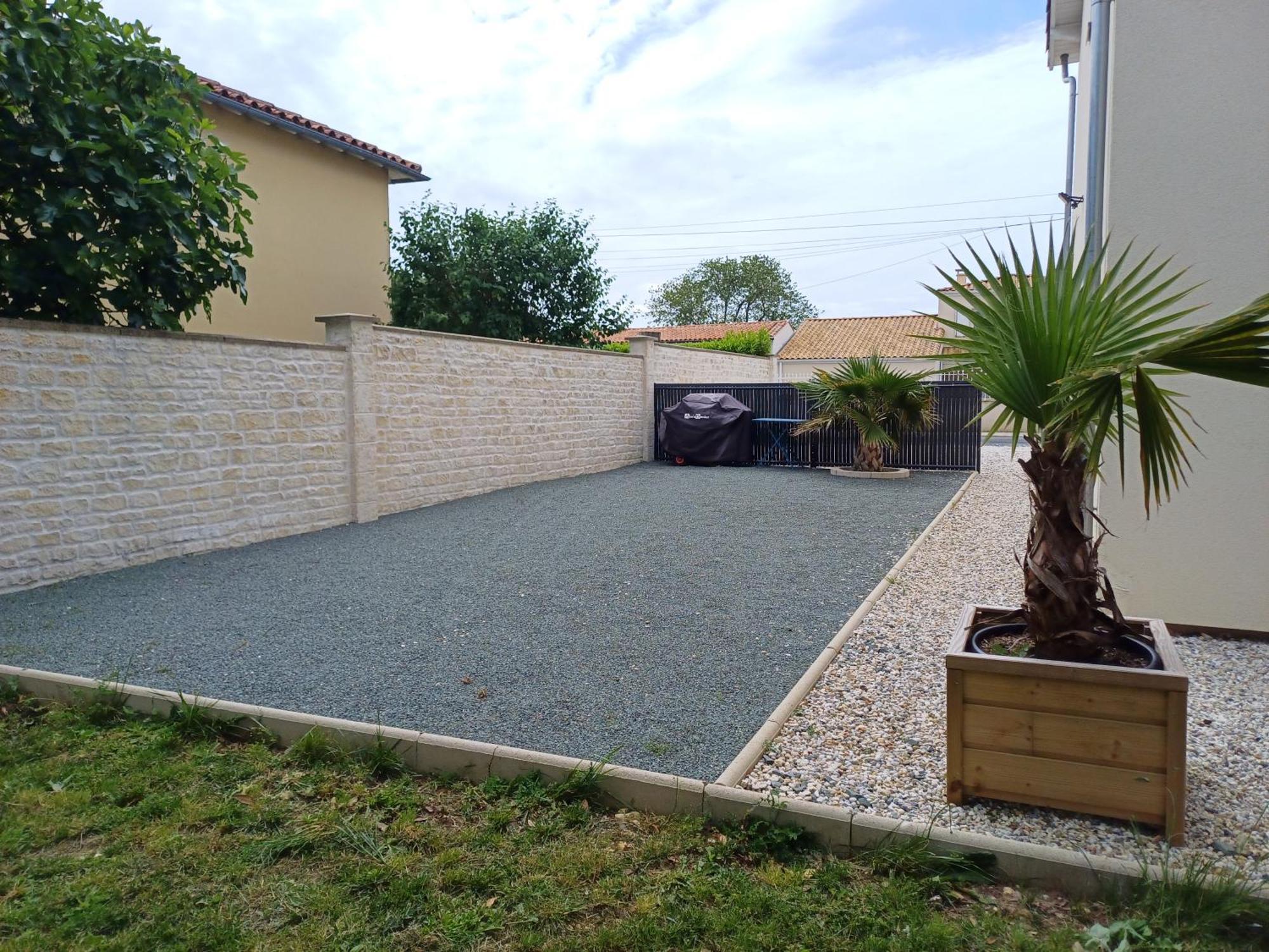 Le Bel Horizon Apartment Bessines Bagian luar foto